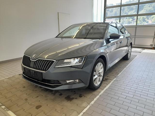 Skoda Superb Style 1.4 TSI DSG Navi BiXenon AHK ACC...