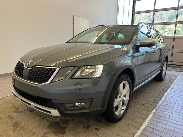 Skoda Octavia Combi Scout 4x4 2.0 TDI DSG AHK PANO ...