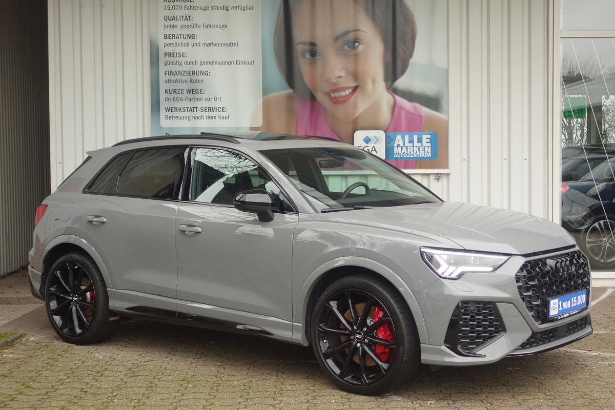 Audi RS Q3 1H*VOLL*PANO-Da*VIRT CO*CAM*AHK SCHW*HIFI*21