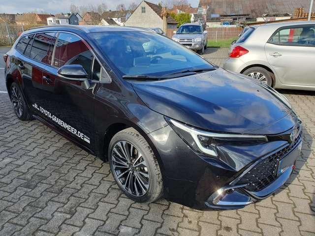 Toyota Corolla 1.8 Hybrid Touring Sports Team Deutschland