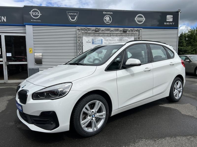 BMW 218 Active Tourer AVANTAGE SHZG*BTH*NAVI*ALU*PDC*R-CAM