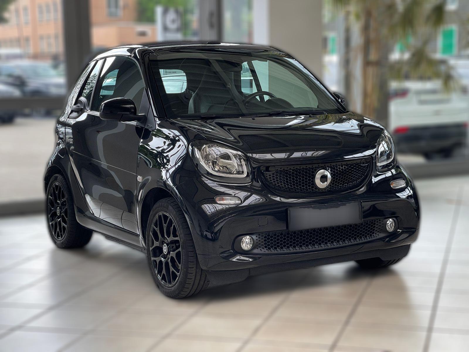 SMART fortwo cabrio 90PS*LEDER*NAVI*USB*AHK*SHZ*TPM...