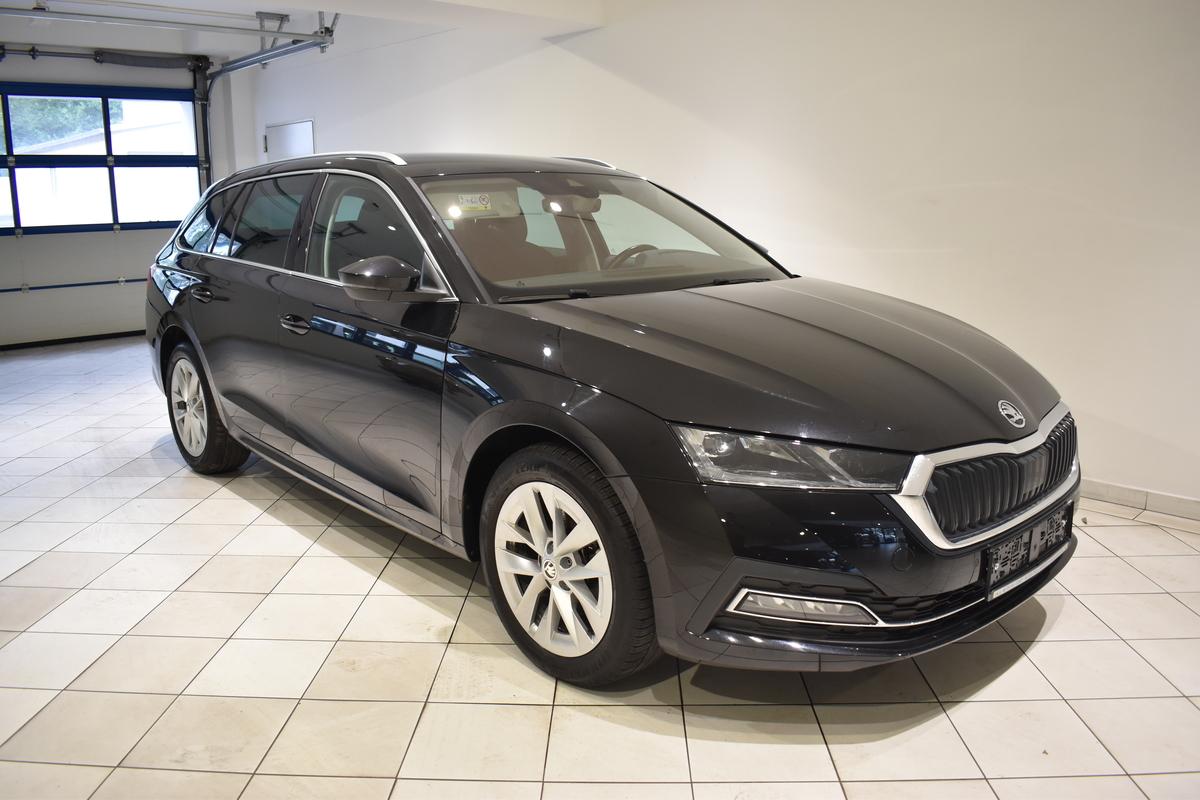 Skoda Octavia Combi 2.0TDI DSG 5J.Garantie Matrix AHK NAVI