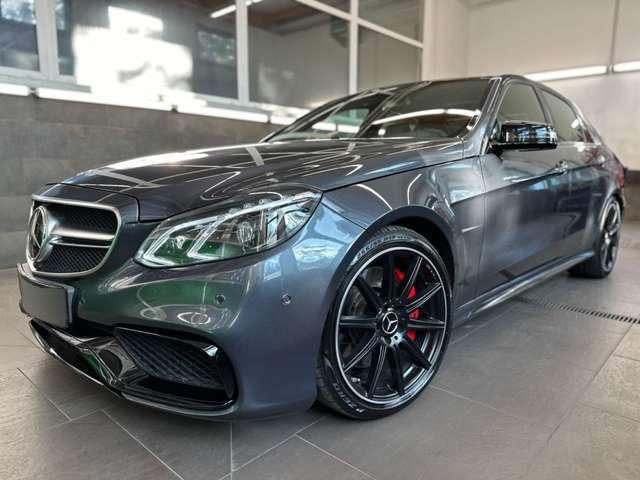 Mercedes-Benz E 63 AMG S 4Matic Night Pano B&O Massage Driver