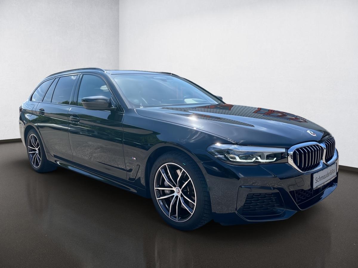 BMW 530 d Touring M Sport PANO+ACC+HEAD UP+50J EMBLEM