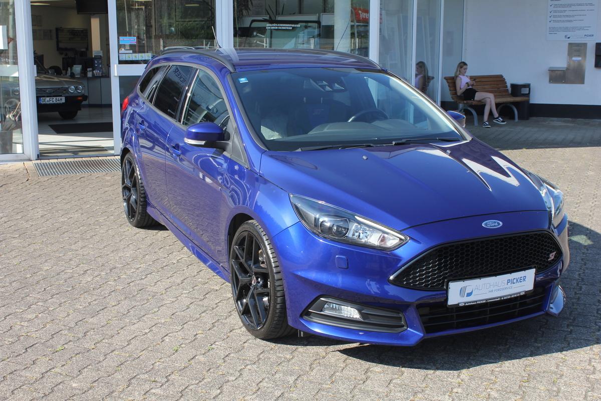 Ford Focus ST 2.0 Ecoboost