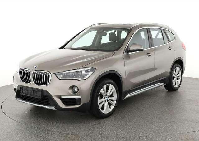 BMW X118i sDrive xLine, 1. Hand, Pano, AHK, LED, Navi