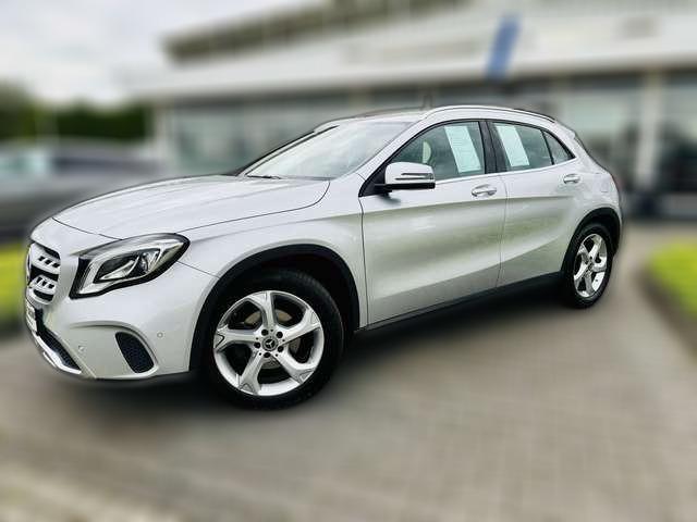 Mercedes-Benz GLA 180 URBAN, LED, Tempomat, Navi, SHZ, AHK abn.,