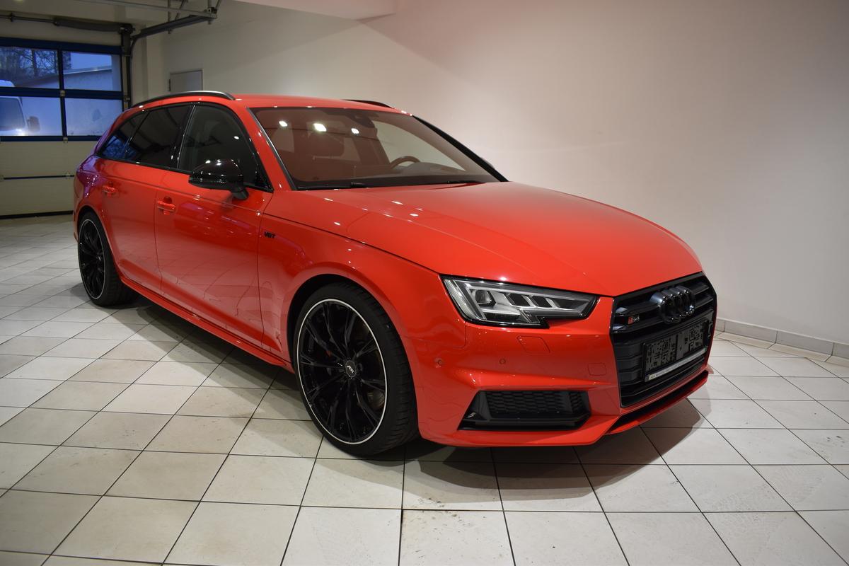 Audi S4 3.0TFSI Avant Quattro Matrix HEADUP AHK